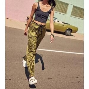 Free People Women's Back to The Future Pants Size Medium NWOT Olive Green Jogger